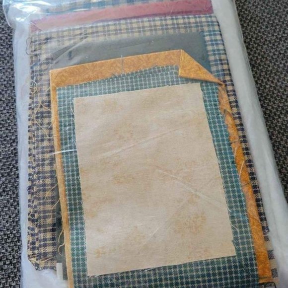 Little Angel Wall hanging Quilt Kit NEW - Picture 2 of 2